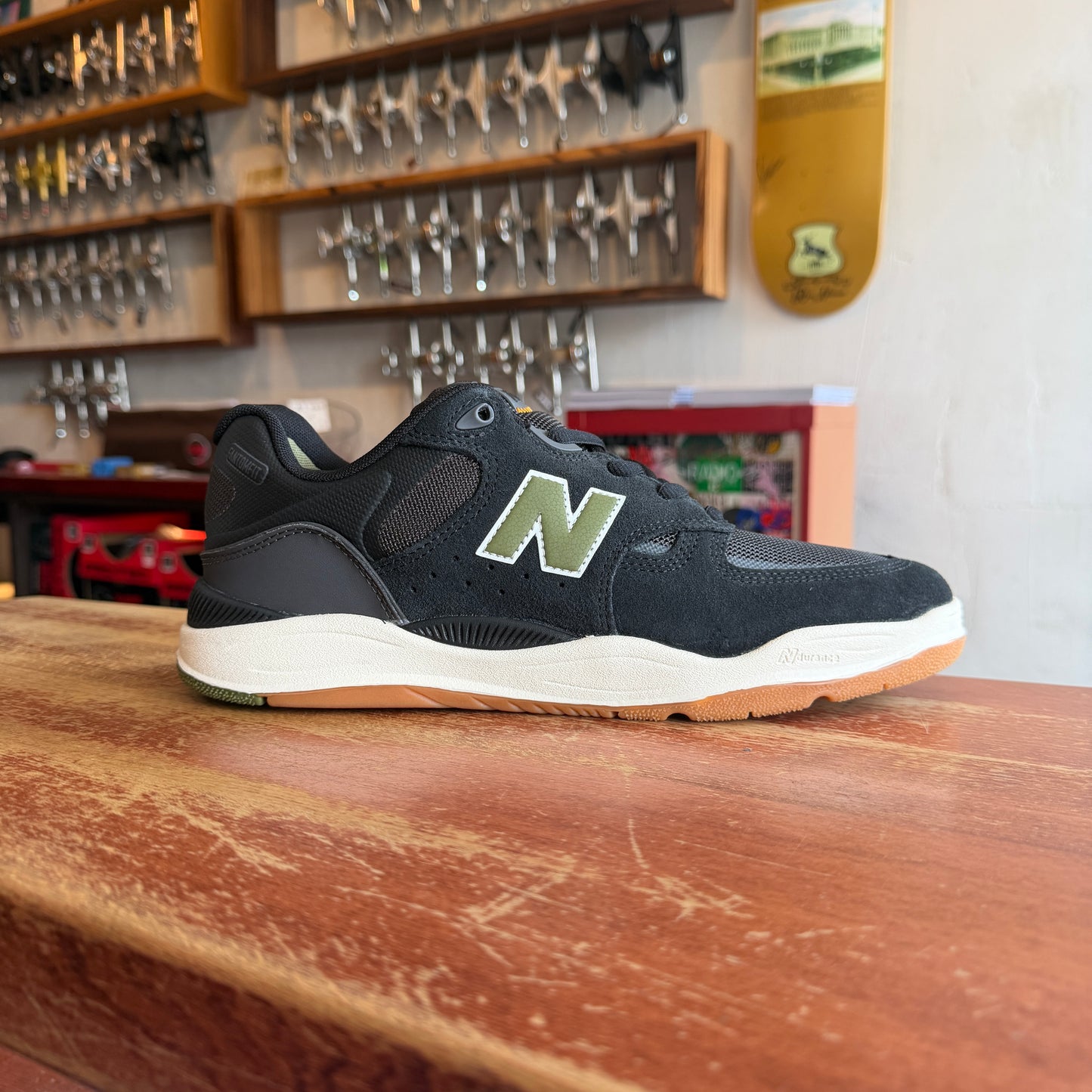 NB Numeric - Tiago Lemos 1010 Black/Green