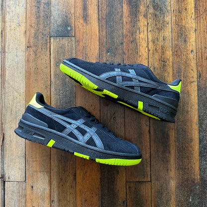 Asics - Vic Nbd Black/Graphite Grey