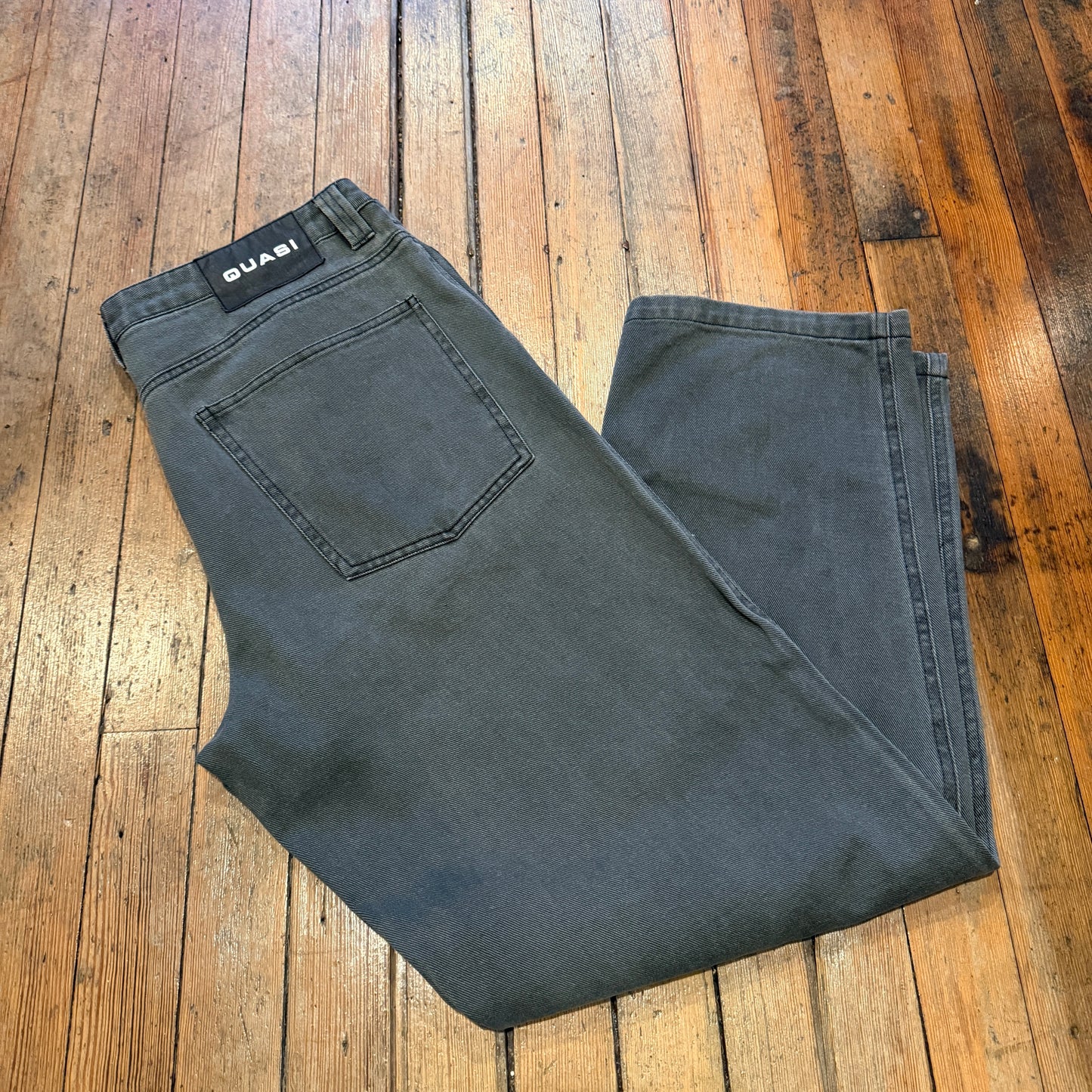 Quasi - Grey Denim