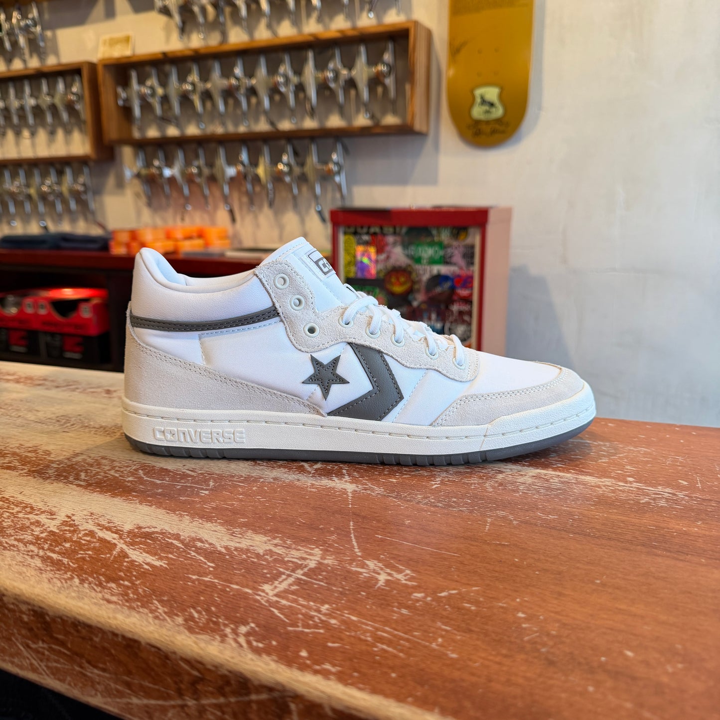 Converse - Fastbreak Pro White/Vaporous Gray