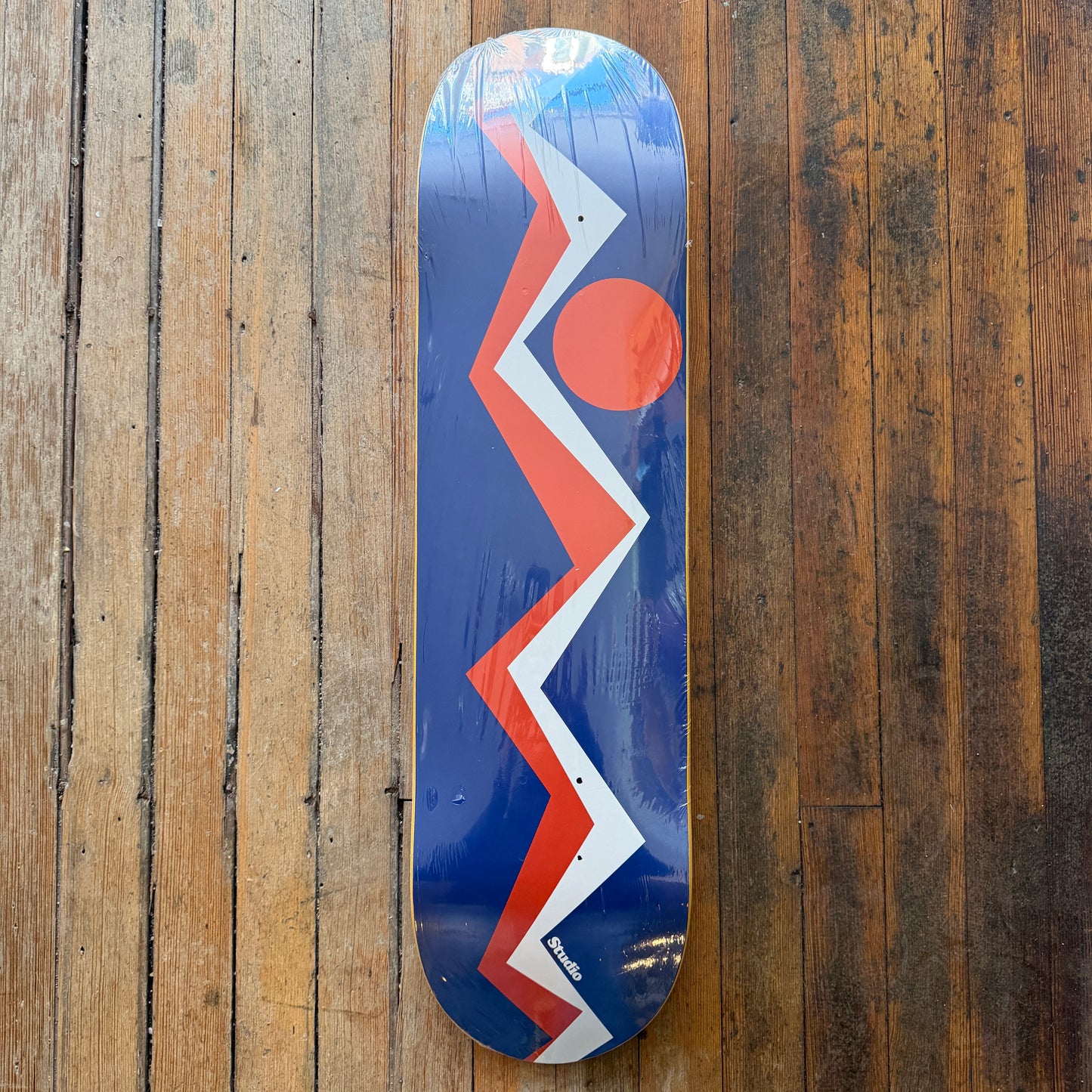 Studio - Landscape Peaks 8.125" Deck