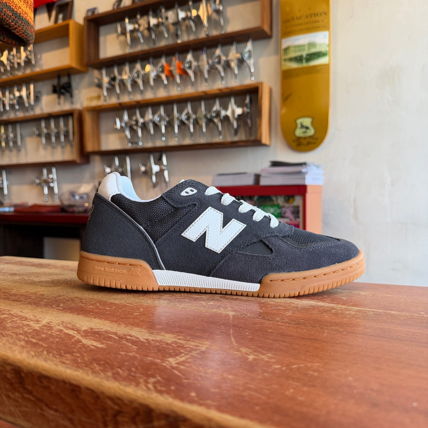 NB Numeric - Tom Knox 600 Grey/White